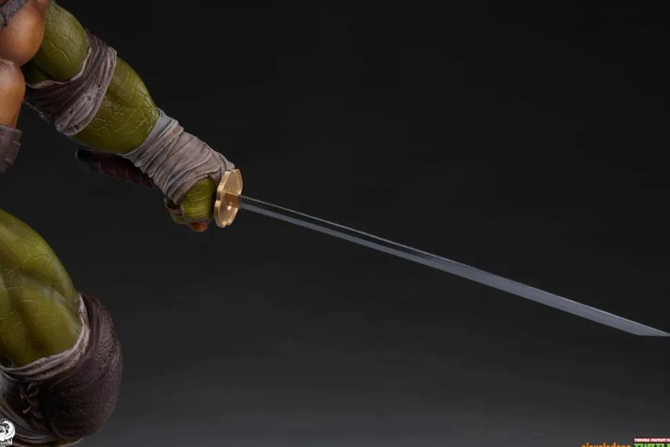 Teenage Mutant Ninja Turtles - Leonardo 1/3 Scale Statue