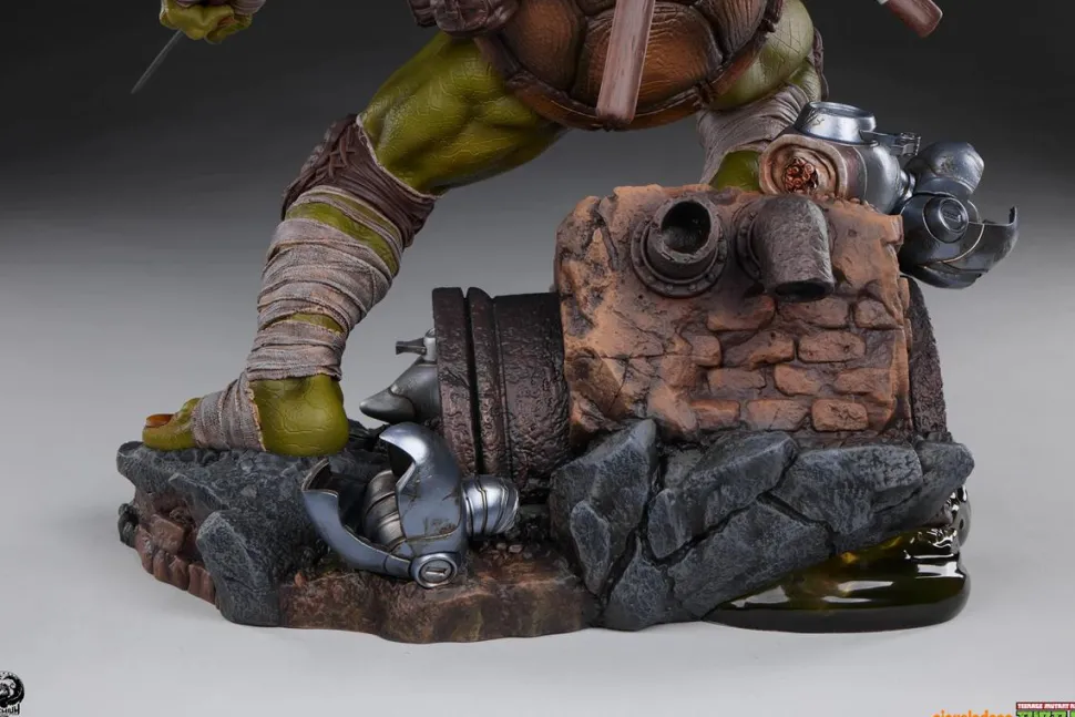 Teenage Mutant Ninja Turtles - Leonardo 1/3 Scale Statue