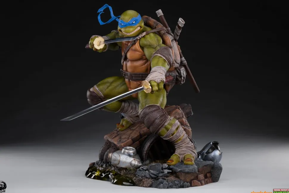 Teenage Mutant Ninja Turtles - Leonardo 1/3 Scale Statue