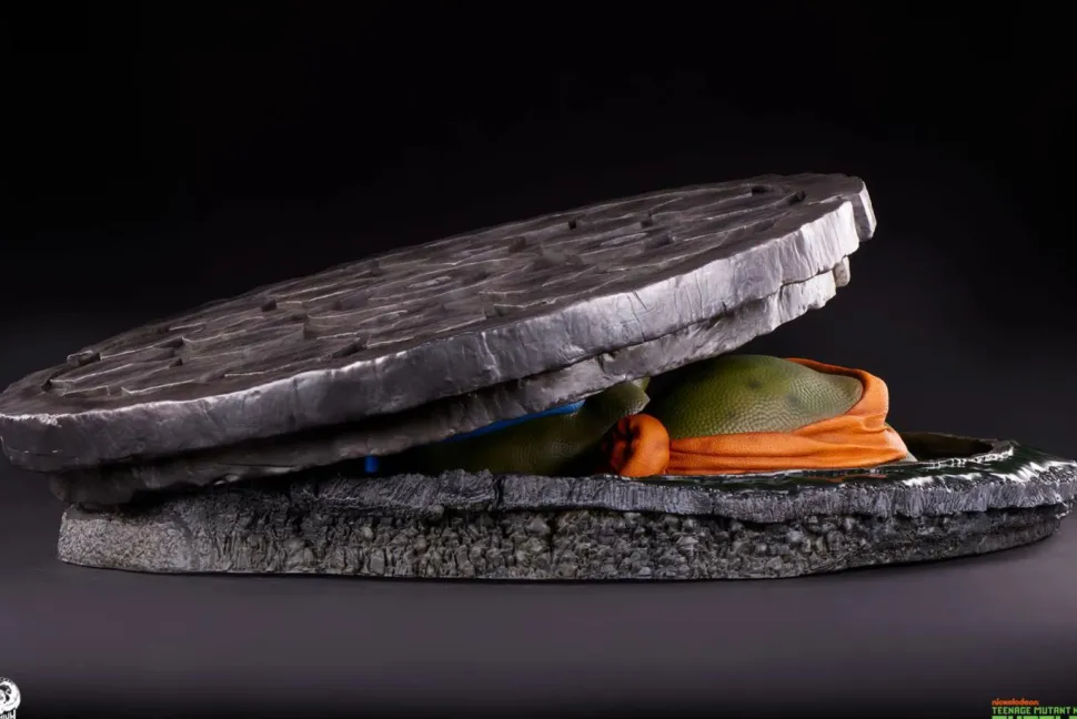 Teenage Mutant Ninja Turtles (1990) - Underground 1:1 Scale Life-Size Diorama Statue