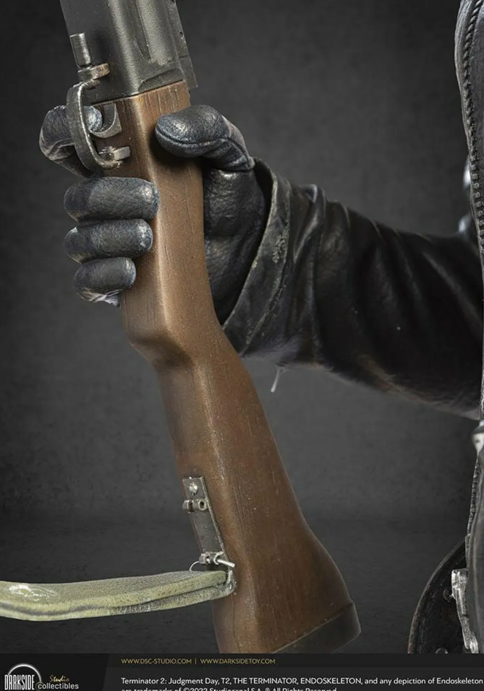 Terminator 2: Judgment Day - T-800 Ultimate Edition 1/3 Scale Statue