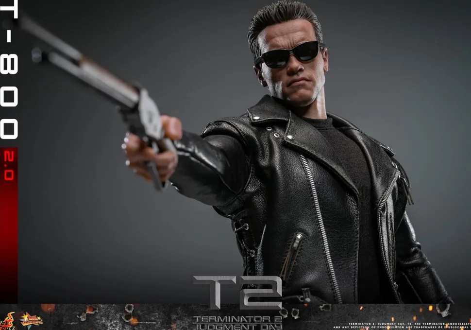 Terminator 2: Judgment Day - T-800 (2.0) 1/6th Scale Hot Toys Action Figure