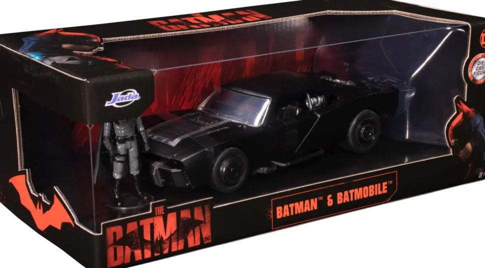 The Batman (2022) - Batman with Batmobile Hollywood Rides 1/24th Scale Die-Cast Vehicle Replica