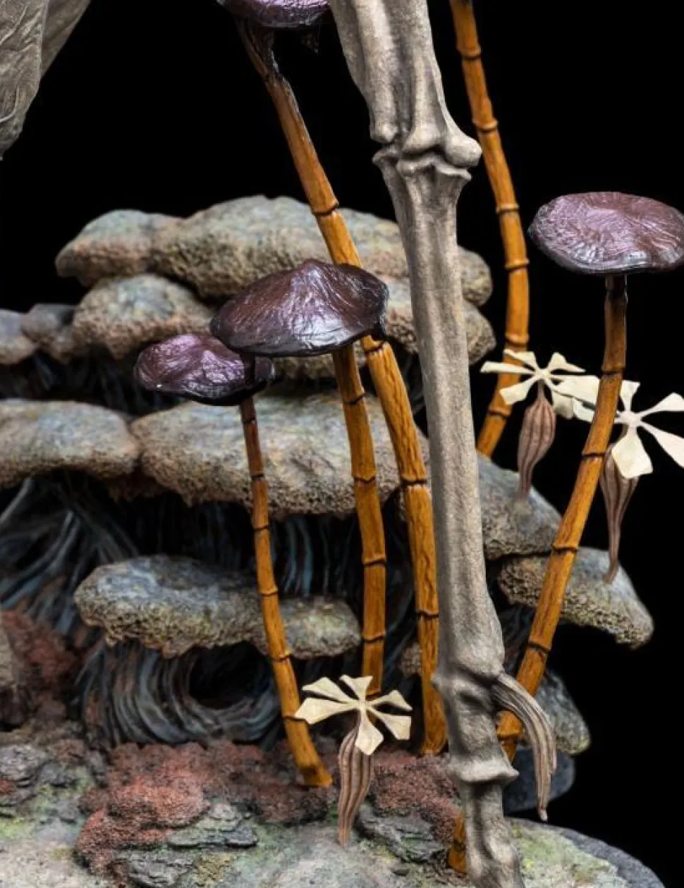 The Dark Crystal - Landstrider 1/6th Scale Statue