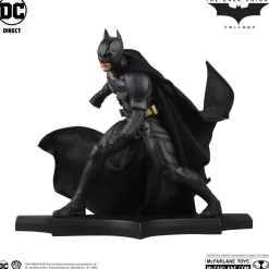 The Dark Knight (2008) - Batman 1/6th Scale Statue