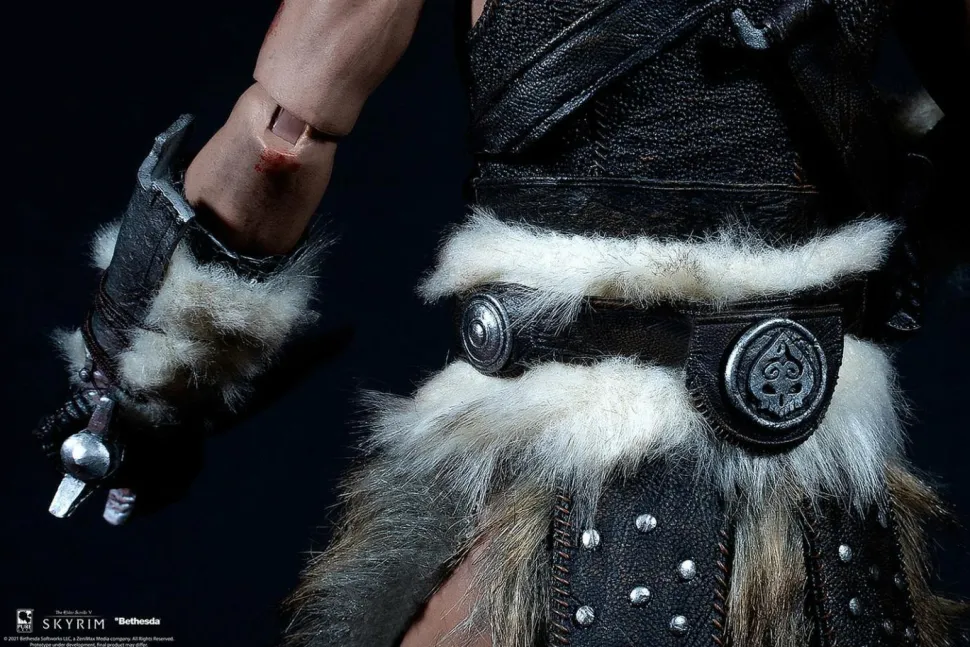 The Elder Scrolls V: Skyrim - Dragonborn Deluxe 1/6th Scale Action Figure