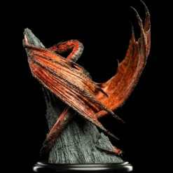 The Hobbit - Smaug the Magnificent 8