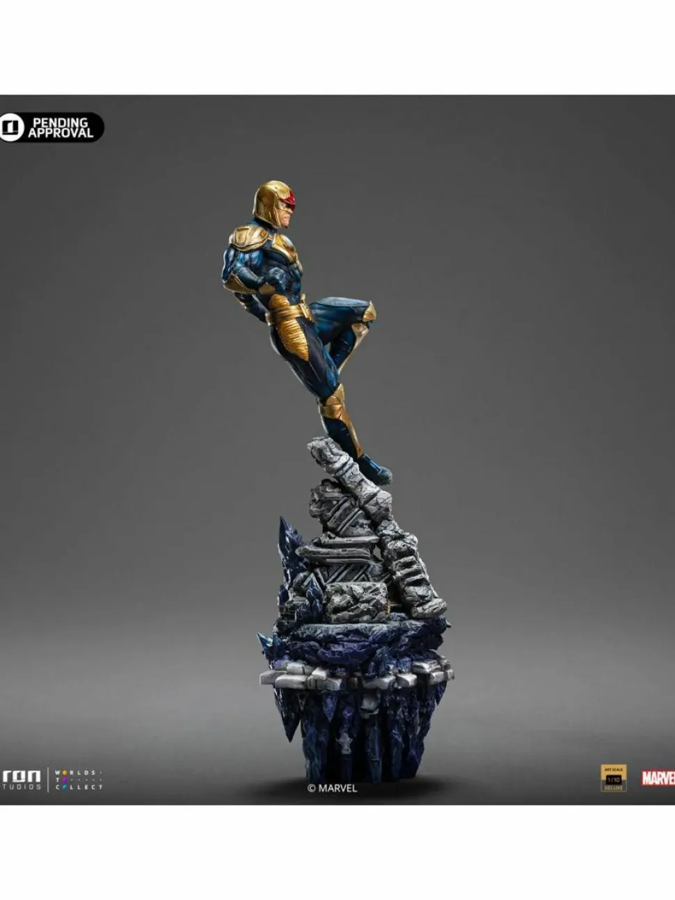 The Infinity Gauntlet - Nova Deluxe 1/10th Scale Statue