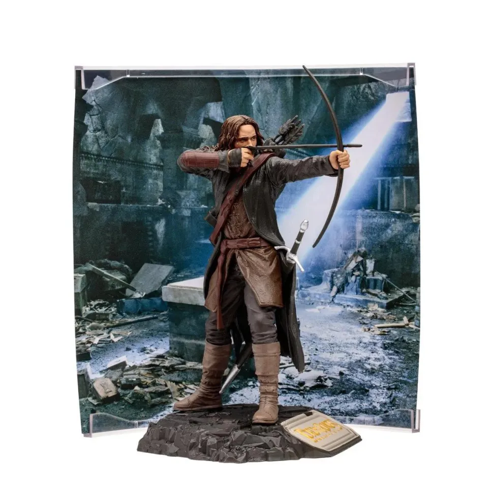 The Lord of the Rings - Aragorn WB100 Movie Maniacs 6" Scale Posed Figure