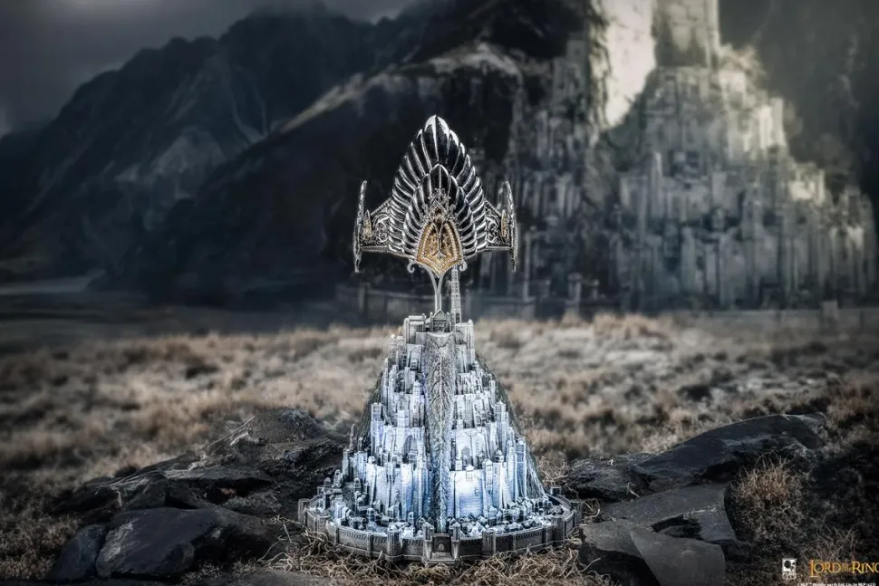 The Lord of the Rings - Crown of Gondor 1:1 Scale Life Size Prop Replica