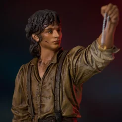 The Lord of the Rings - Frodo Baggins Gallery Deluxe 8