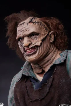 The Texas Chainsaw Massacre (2003) - Leatherface 1/4 Scale Statue