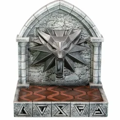 The Witcher 3: Wild Hunt - Wolf Sculpture 8” Resin Bookends