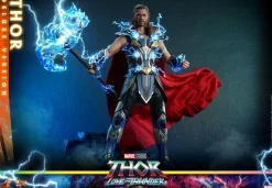 Thor 4: Love & Thunder - Thor Deluxe 1/6th Scale Hot Toys Action Figure