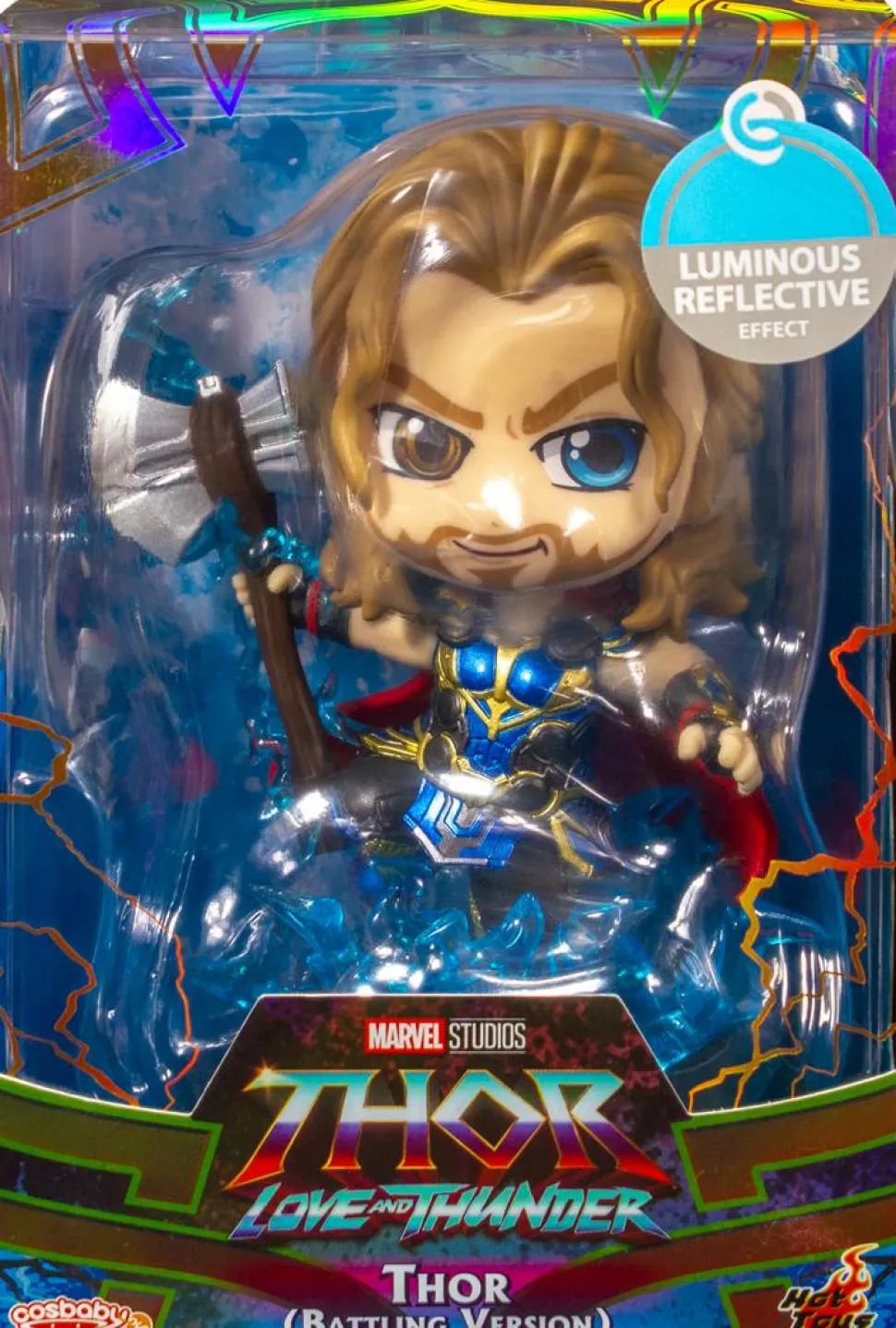 Thor 4: Love and Thunder - Thor Battling Cosbaby (S) Hot Toys Figure