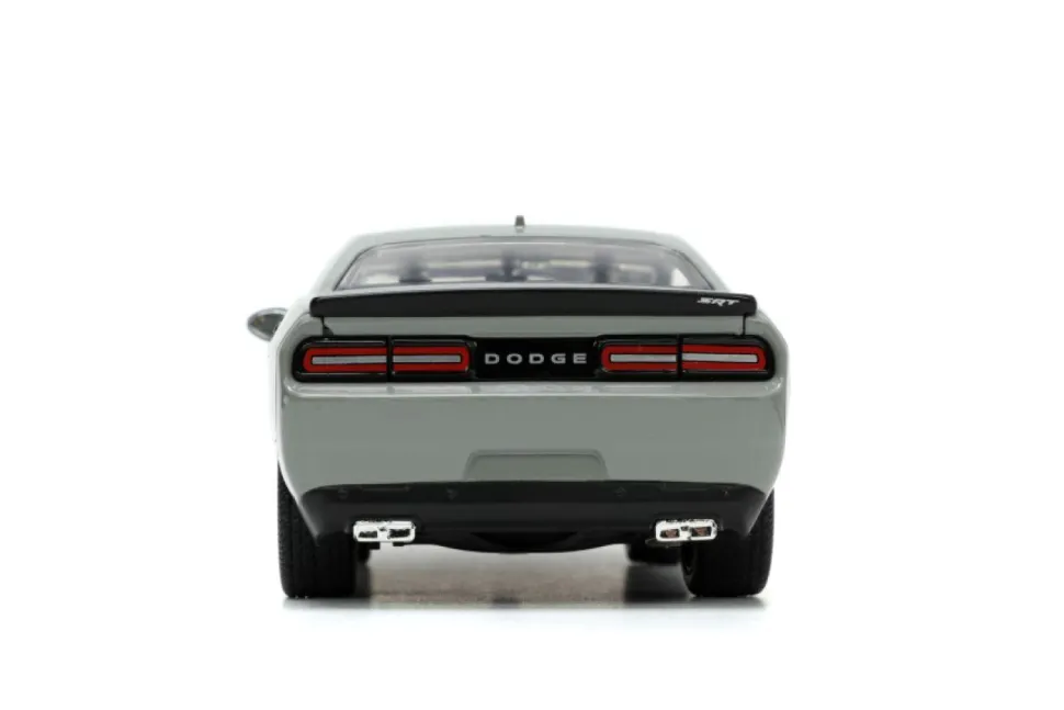 Tom and Jerry - Jerry & 2016 Dodge Challenger Hellcat Hollywood RIdes 1/24th Scale Die-Cast Vehicle Replica