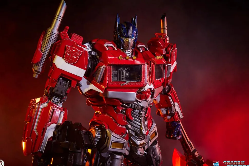 Transformers - Optimus Prime Deluxe 28" Museum Scale Statue
