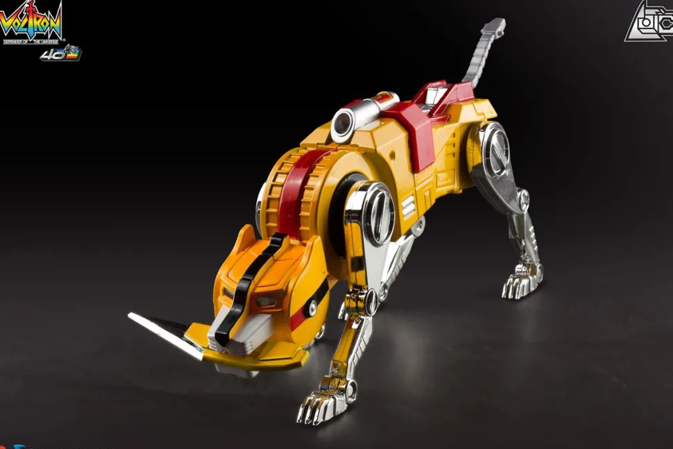 Voltron: Defender of the Universe - Voltron 40th Anniversary Collector's Set 13" Action Figure (Australian Version)