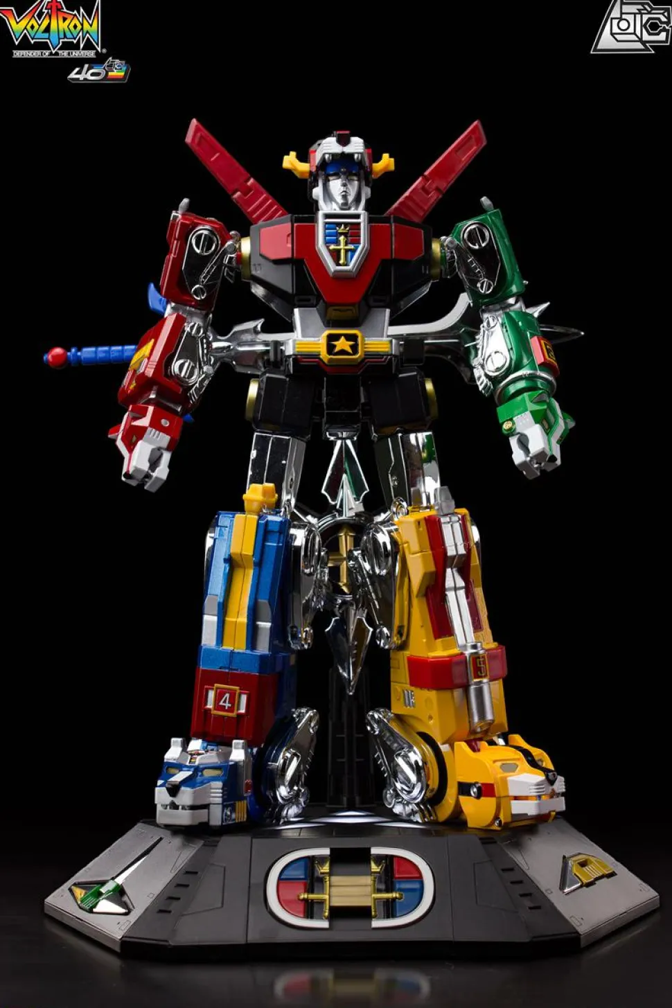 Voltron: Defender of the Universe - Voltron 40th Anniversary Collector's Set 13" Action Figure (Australian Version)
