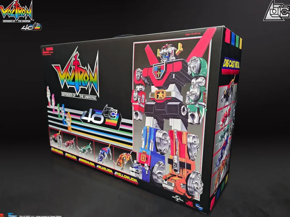 Voltron: Defender of the Universe - Voltron 40th Anniversary Collector's Set 13" Action Figure (Australian Version)