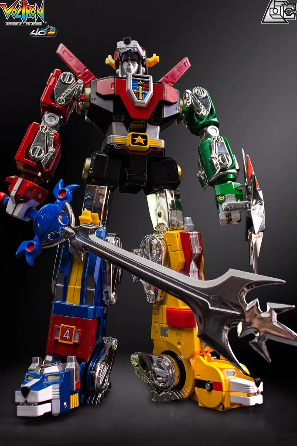 Voltron: Defender of the Universe - Voltron 40th Anniversary Collector's Set 13" Action Figure (Australian Version)