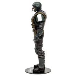 Warhammer 40,000: Darktide - Veteran Guardsman 7” Scale Action Figure