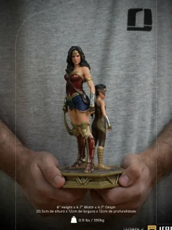 Wonder Woman 1984 - Wonder Woman & Young Diana Deluxe 1/10th Scale Statue