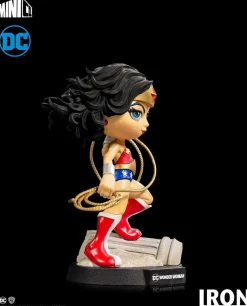 Wonder Woman - Wonder Woman MiniCo 5” Vinyl Figure