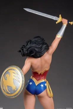Wonder Woman - Wonder Woman 1/6th Scale Maquette Statue