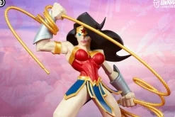 Wonder Woman - Wonder Woman 8” Vinyl Figure by Tracy Tubera