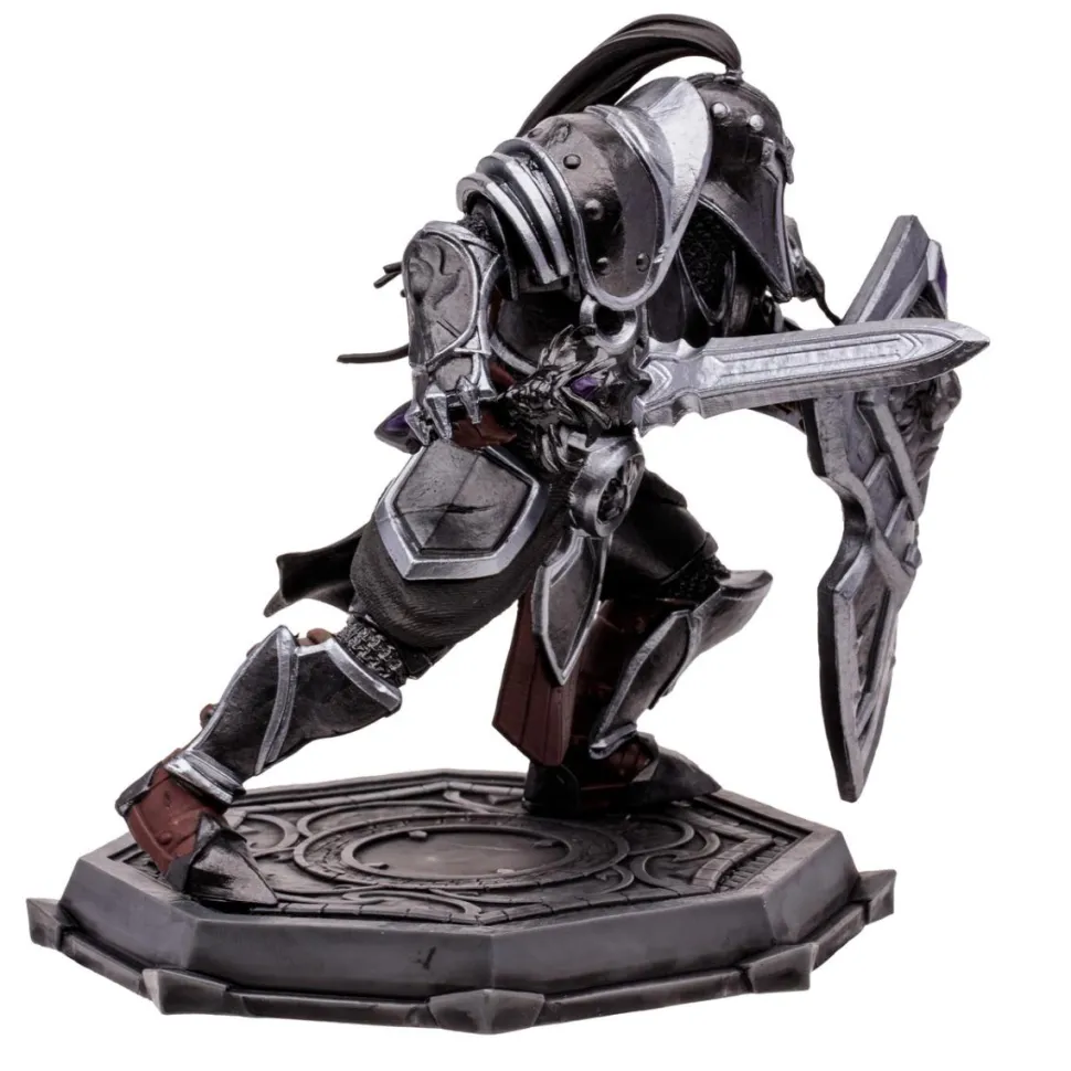 World of Warcraft - Human Warrior & Human Paladin (Epic) 1/12th Scale Posed Figure