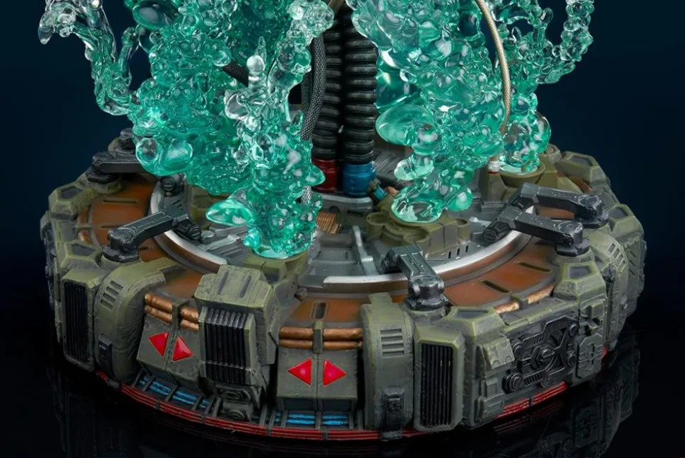 X-Men - Wolverine (Weapon X) Premium Format Statue