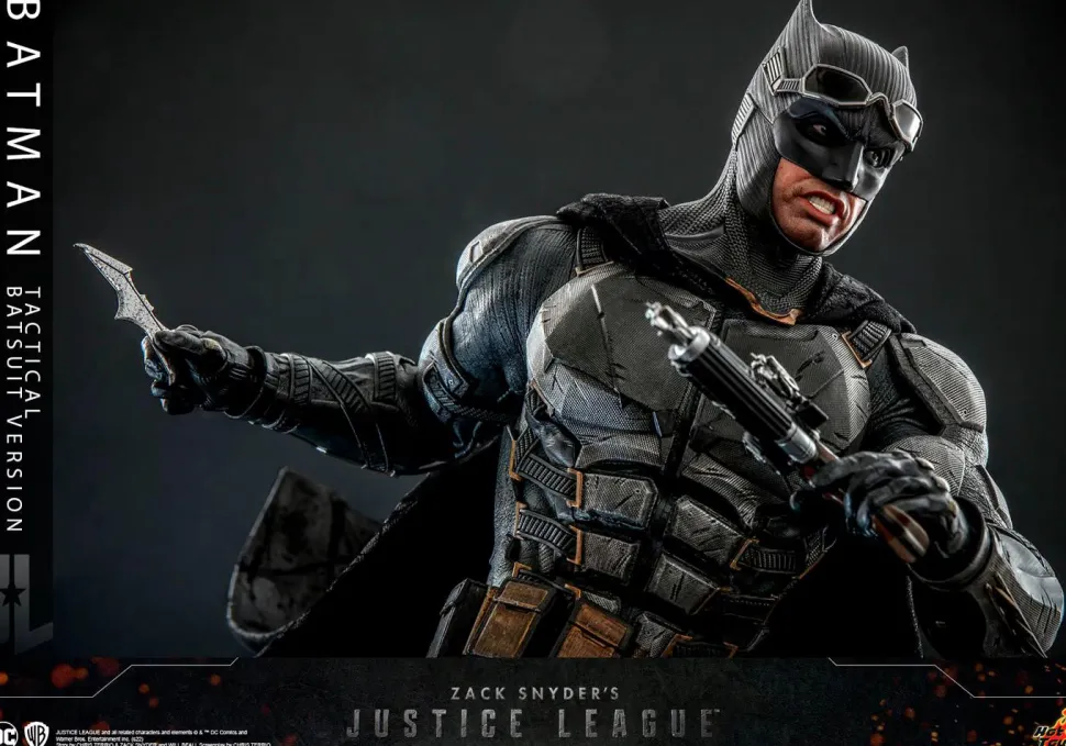 Zack Snyder's Justice League (2021) - Batman Tactical Batsuit Version 1/6th Scale Hot Toys Action Figure
